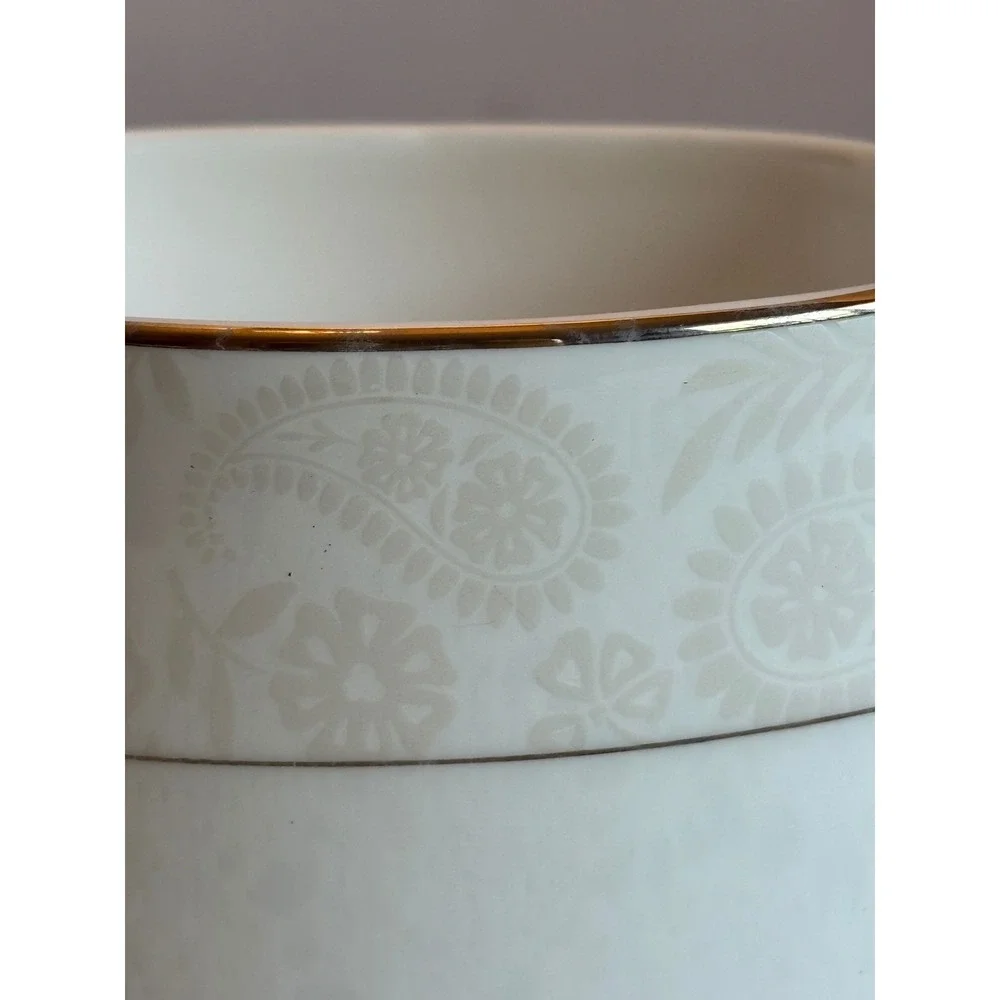 Kate‎ Spade New York Lenox Bonnabel Place Creamer White Paisley Silver Trim USA